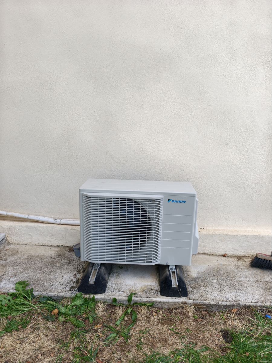 Unité extérieure Daikin – pompe à chaleur